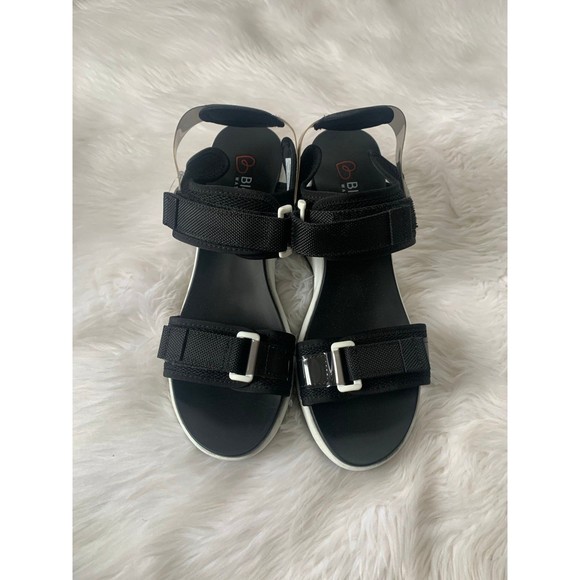 Blondo Sandals - Picture 2 of 7